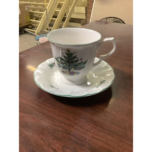 NIKKO "HAPPY HOLIDAYS" PATTERN CUP & SAUCER